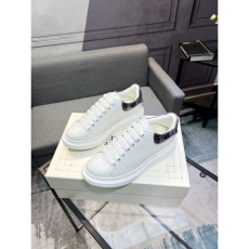 Alexander Mcqueen Low Shoes